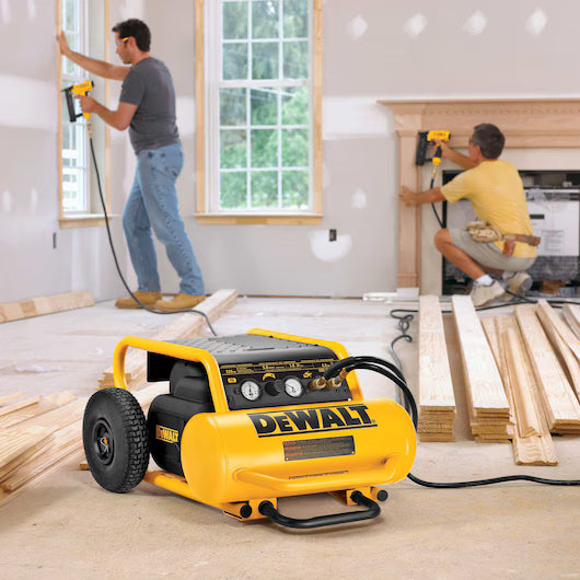 DEWALT built D55146 Heavy Duty 4.5 Gallon, 225 PSI, Heavy Duty Hand Carry Compressor