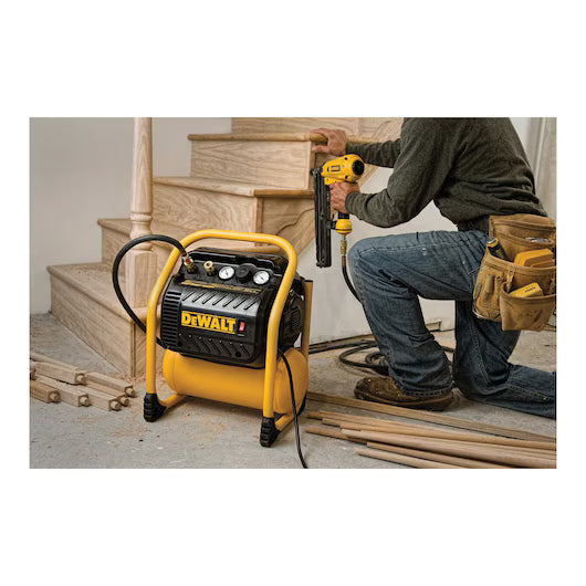 Dewalt DWFP55130 2.5 Gallon, 200 Max PSI
