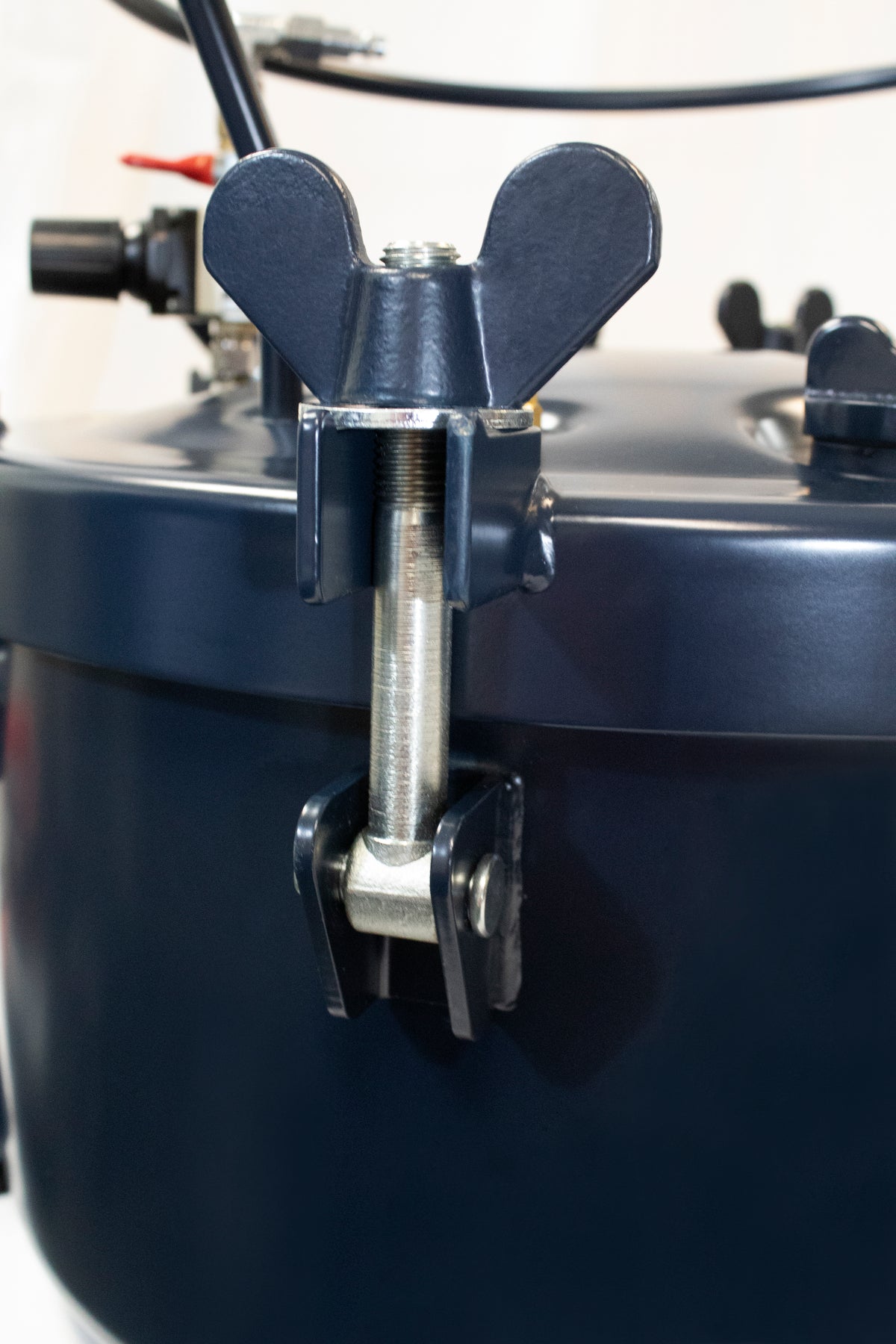 California Air Tools 1810C 10 Gallon Casting Pressure Pot