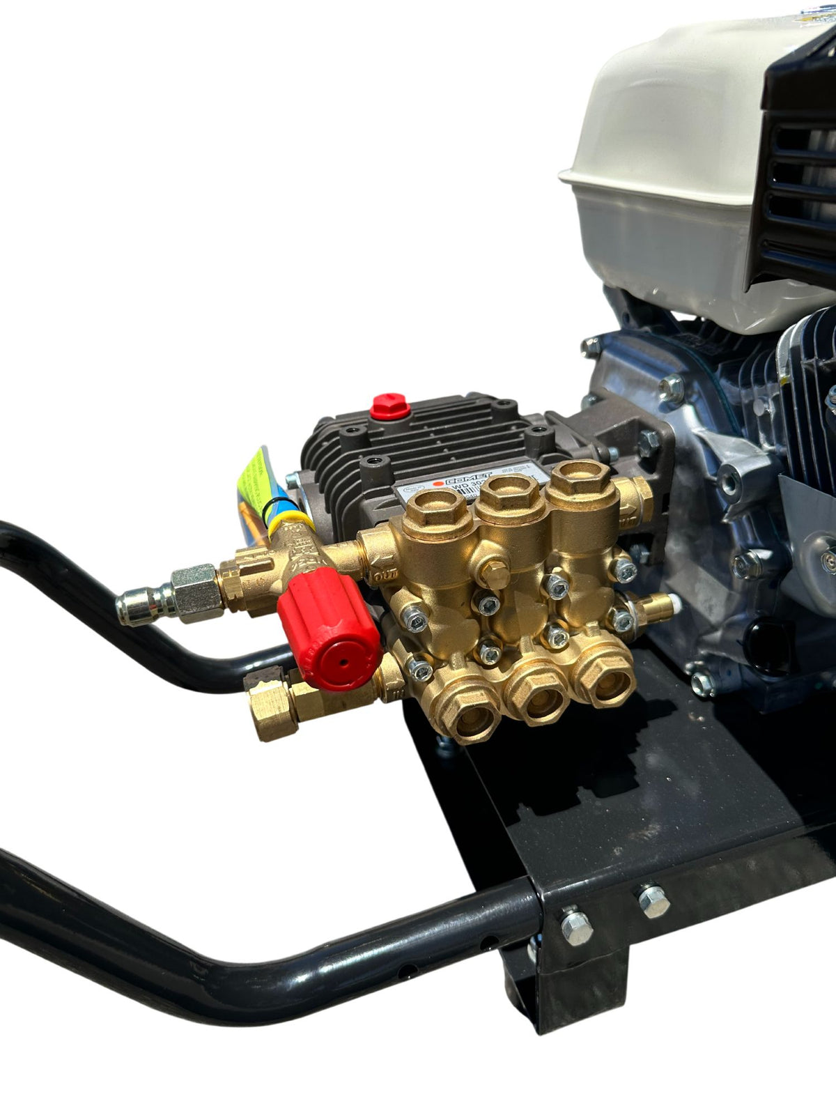 Phantom Black P-B3025HC Gas Cold-Water Pressure Washer, 2,500 PSI, 3 GPM, Honda GX200, Comet Pump