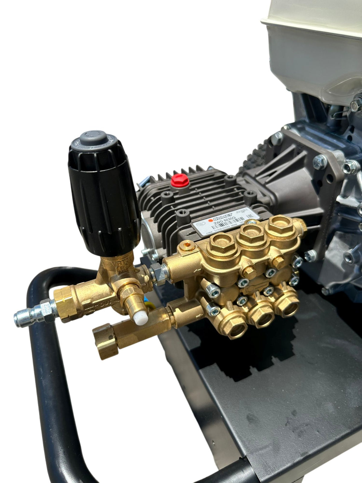 Phantom Black P-B5030HC Gas Cold-Water Pressure Washer, 3,000 PSI, 5 GPM, Honda GX390, Comet Pump